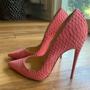 Pink Christian Louboutin size 35 pumps